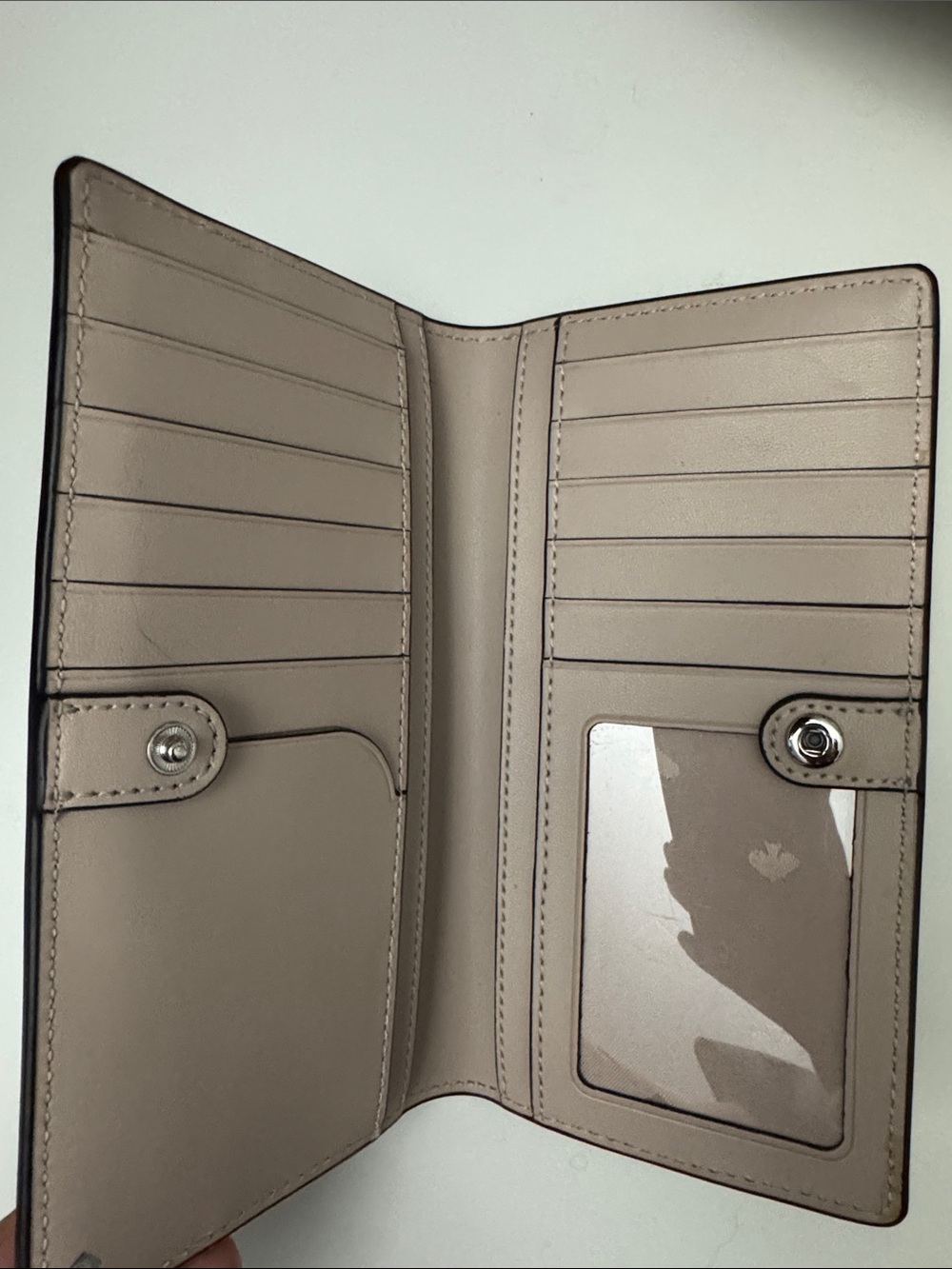 kate spade Two-Tone Zip Wallet in White and Taupe - Picture 2 of 3